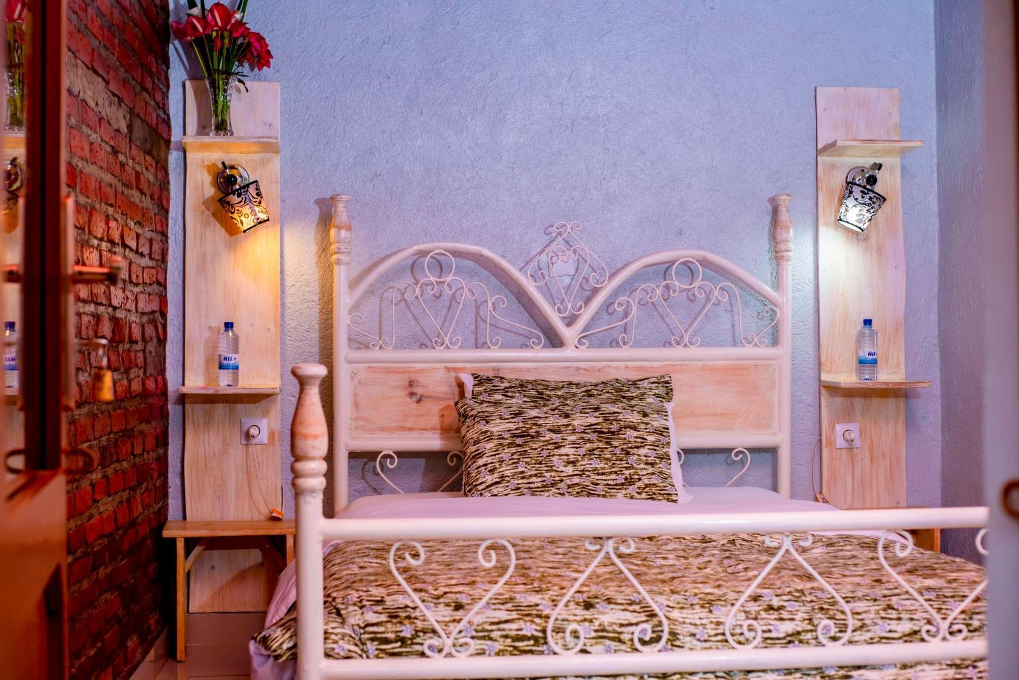 Little Birds Paradise Рухенгері Екстер'єр фото